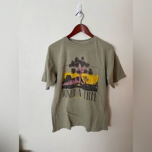 Joshua Tree Graphic tee